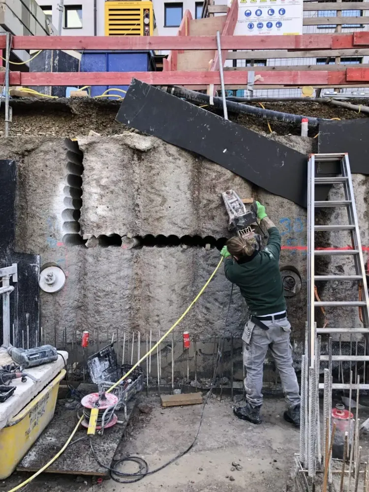 Großprojekt: Öffnung in Bohrpfahlwand