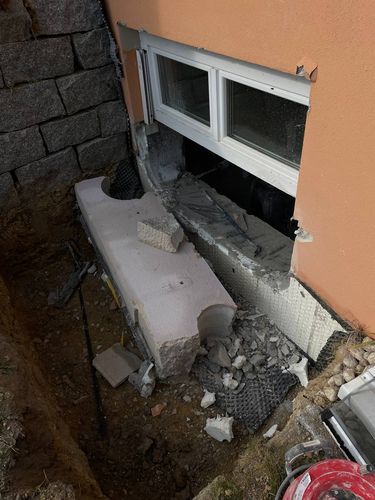 Kernbohrung in der Nähe für Sanitär- und Elektroinstallationen